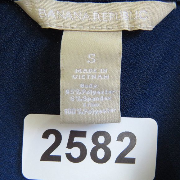 Banana Republic* Women's Sleeveless Boatneck Straight Hem Keyhole Blouse~ Small - Picture 2 of 7